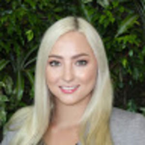 Meet your Posher, Stephanie